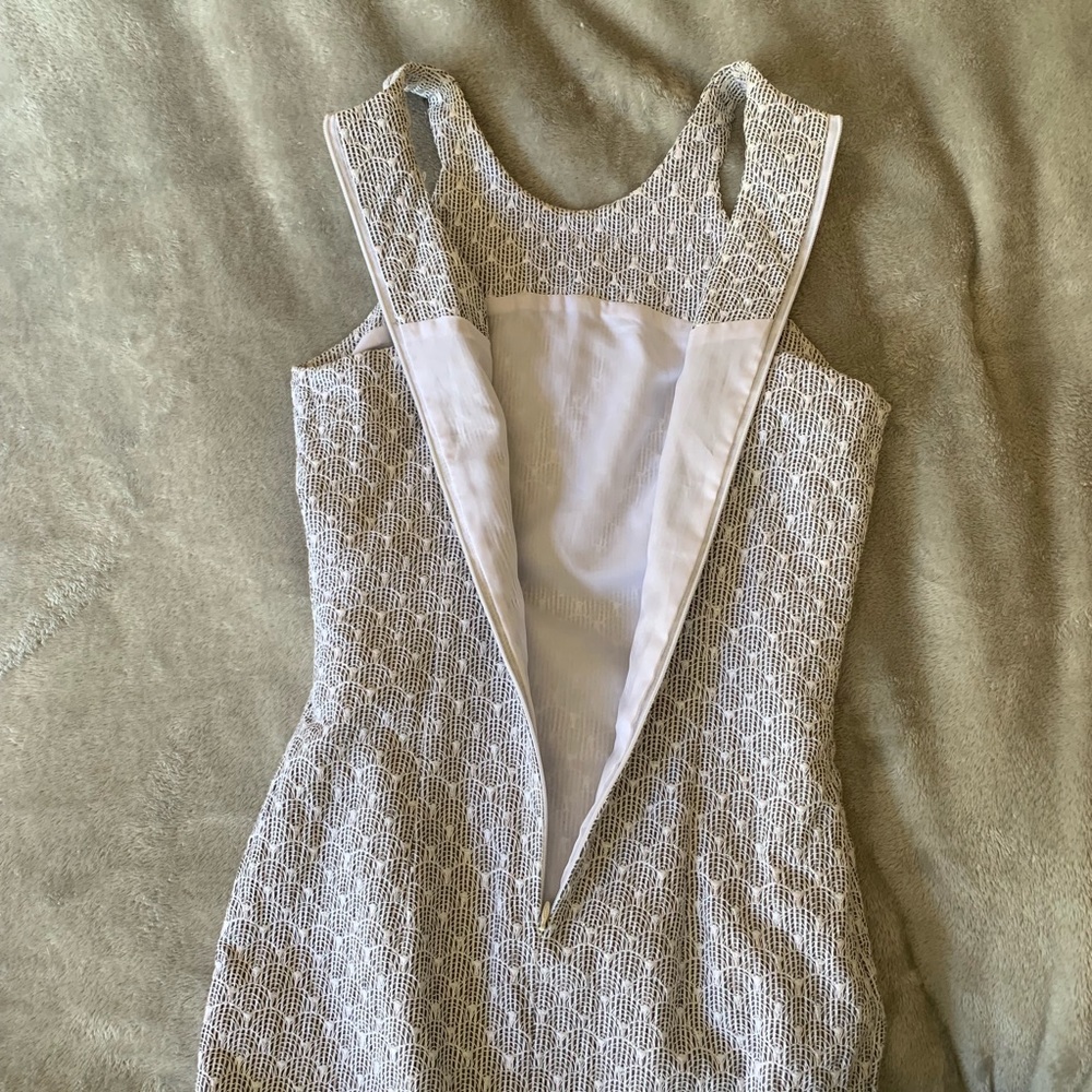 Fitted razorbacks dress - Picture 4 of 5